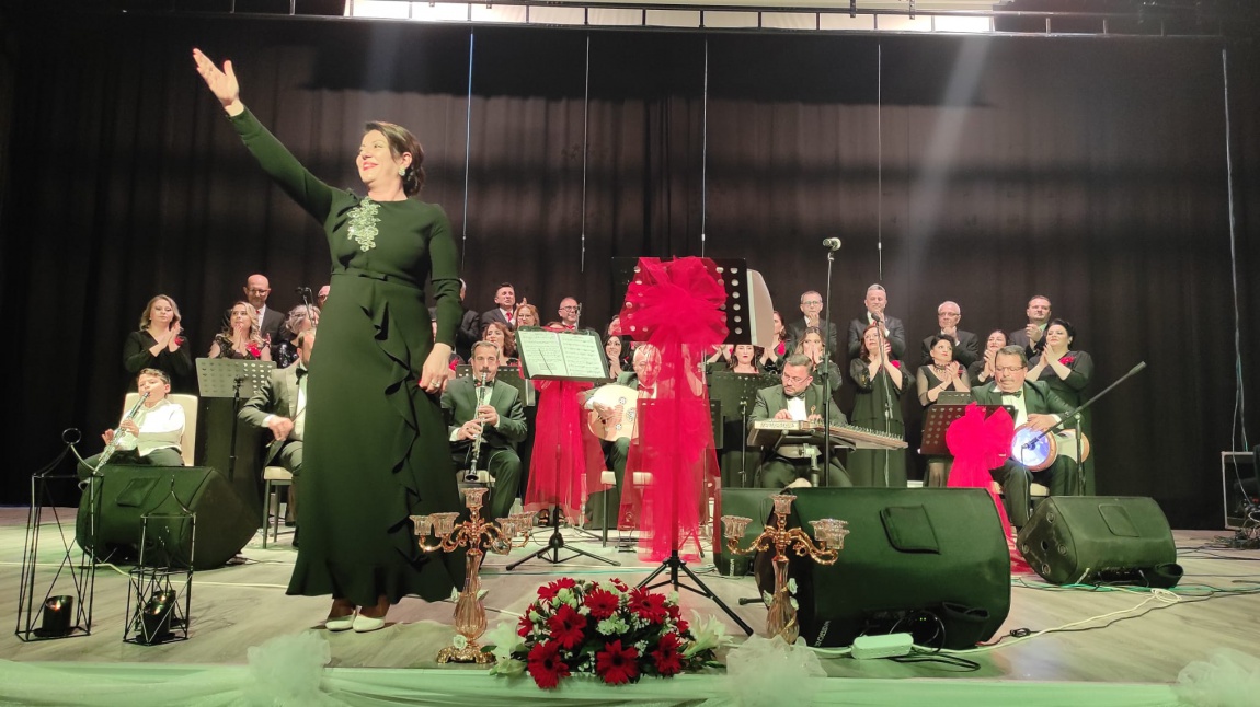 Düzce Halk Eğitim Merkezi Türk Müziği Konseriyle Müzikseverleri Büyüledi!